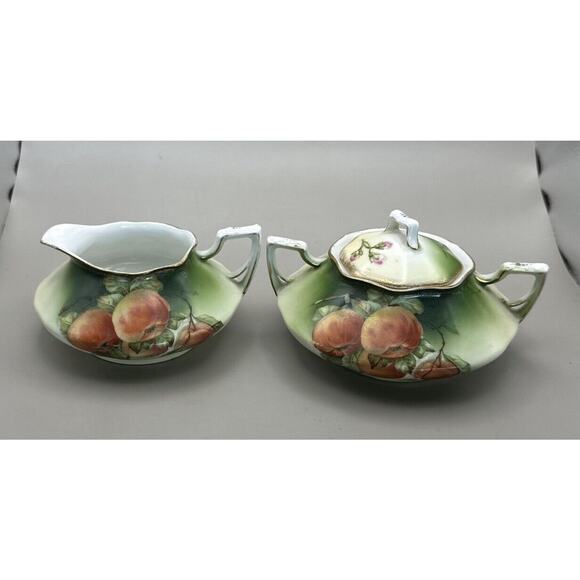 Antique P.T. Bavaria Tirschenreuth Hand Painted Apple Cream and Sugar bowl w Lid - Picture 3 of 9